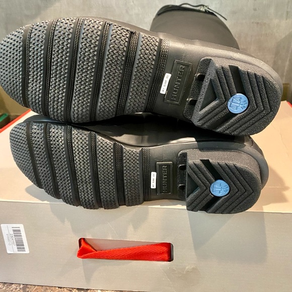 Hunter Women’s Original Tall Rain Boots - Picture 7 of 9